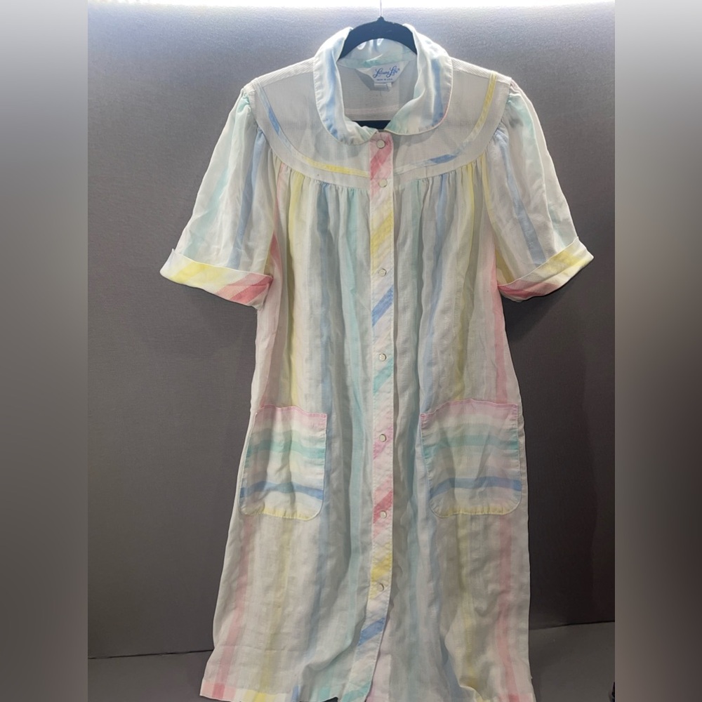 Vintage pastel striped house coat size sm/med